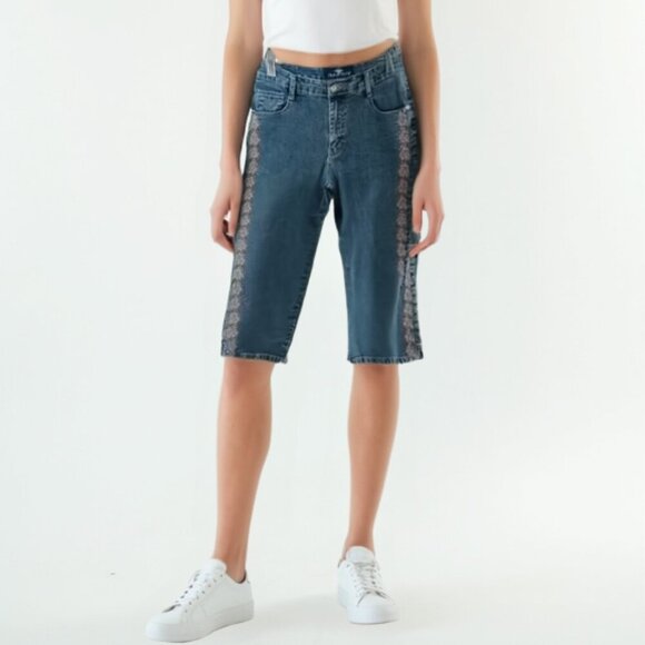 Jean Bay Embroidered Blue Jeans cropped 8P - Picture 1 of 9